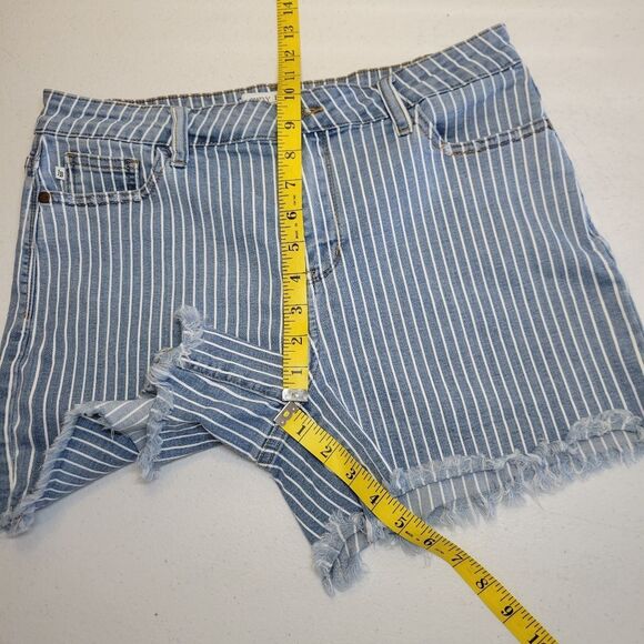 Judy Blue Striped Blue Denim Women Shorts Stretchy Raw Hem - Picture 9 of 10